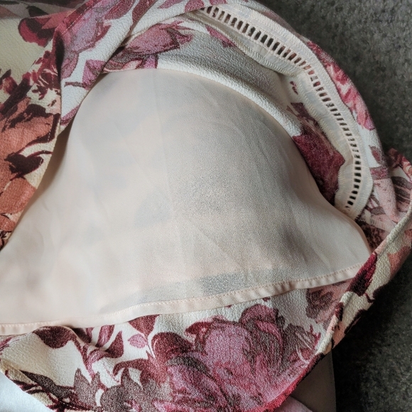 Charles Henry Cream Floral Patterned Bell Sleeve Cut Out Mini Dress Sz SP NWOT - Picture 5 of 16